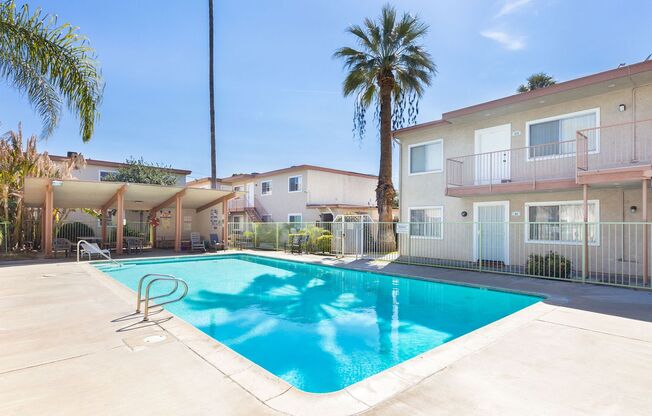 3 beds, 1.5 baths, 950 sqft, $1,970, Unit L-21