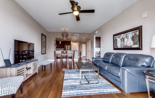 GORGEOUS FURNISHED CONDOMINIUM WITH GREAT AMENITIES