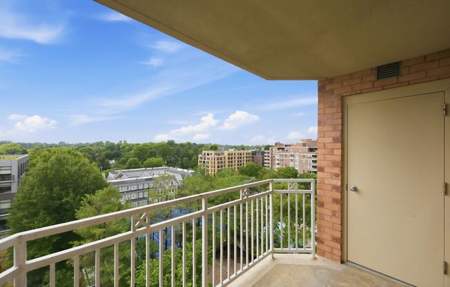 2 beds, 1 bath, $2,750, Unit # #S 1019