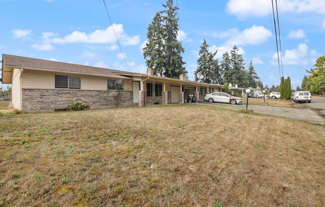 Move in Ready now! Easy JBLM commute, 3 bed 2 bath rambler.