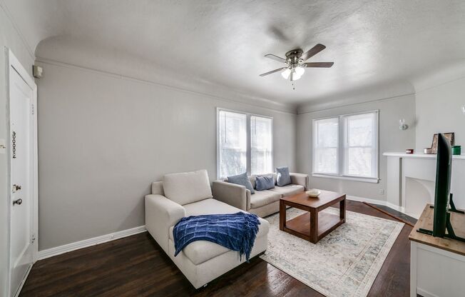 2-BEDROOM FURNISHED MONTE VISTA DUPLEX