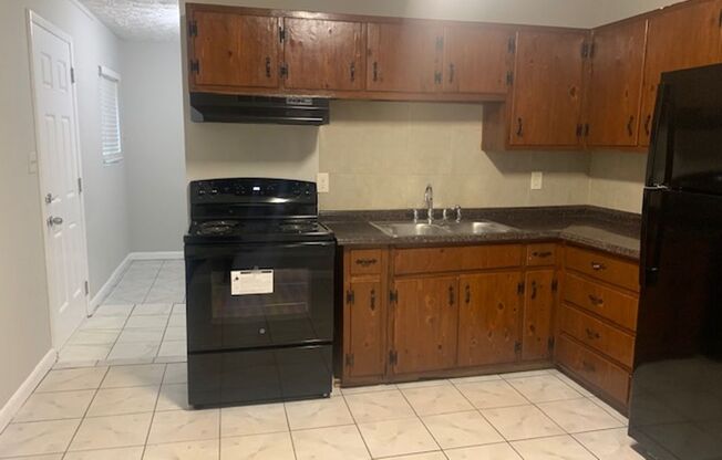 3 beds, 1 bath, $1,500