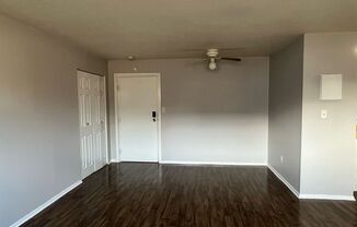 Affordable Apartment Living in Prime Cleveland Location!