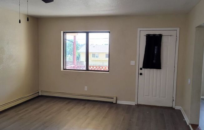 3 beds, 2 baths, $1,800