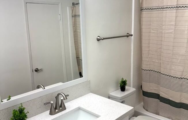 1 bed, 1 bath, 750 sqft, $2,545, Unit 5