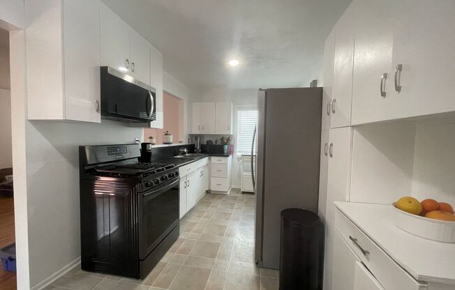 Coming Soon: Charming 3BR/2BA Home with Garage and Private Yard in Long Beach