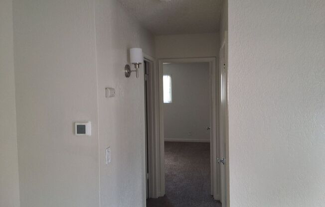 2 beds, 1 bath, 968 sqft, $1,325, Unit 1450-129