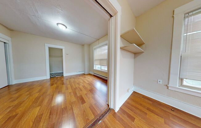 2 beds, 1 bath, $2,445, Unit 209