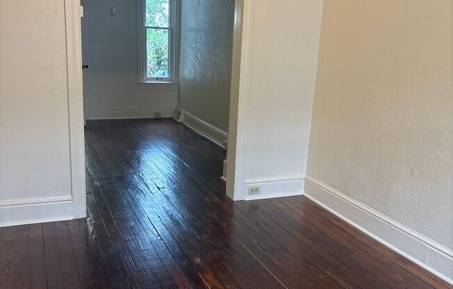 1 Bedroom Apartment Available Now – Section 8 Accepted!