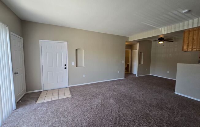 2 beds, 2 baths, $1,300, Unit # 1143