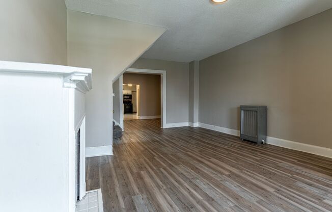 3-Bed, 1-Bath Home with High Ceilings and Spacious Rooms