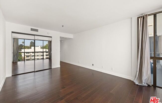 2 beds, 2.5 baths, 1,888 sqft, $7,500, Unit 705