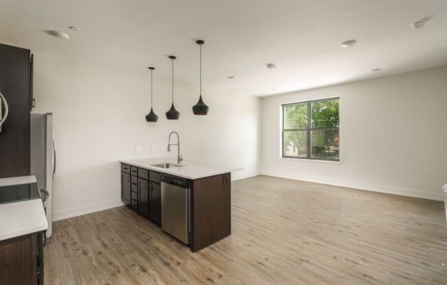 1 bed, 1 bath, $1,485, Unit 1050 N 4th St. Apt. 217