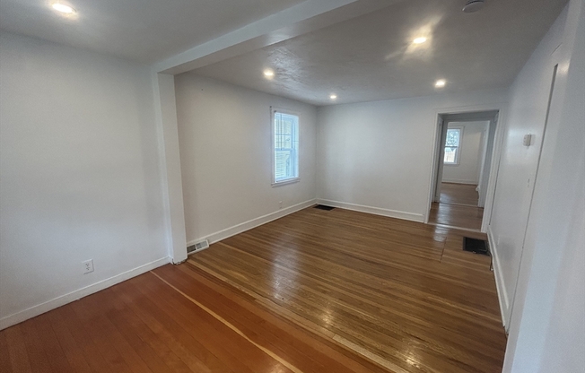 46 LAWN AVE