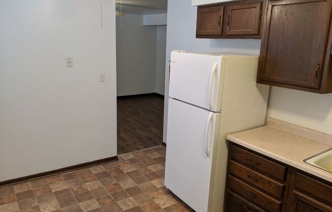 2 beds, 1 bath, 650 sqft, $625, Unit Unit 13