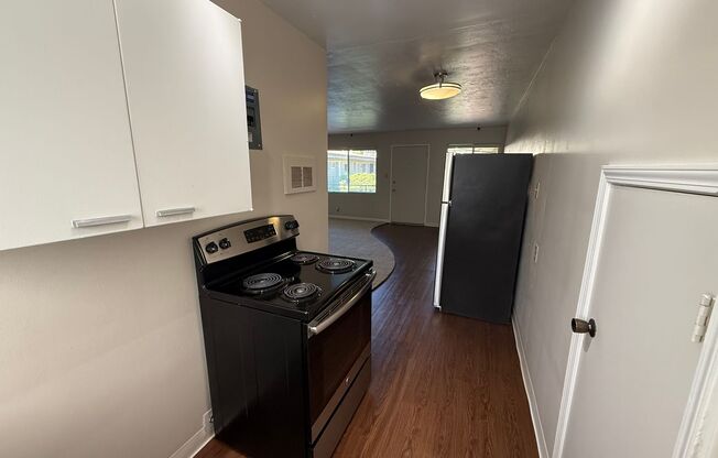 Studio, 1 bath, $1,425, Unit 209