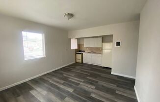 1 bed, 1 bath, 500 sqft, $1,800, Unit 5