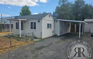 2 Bedroom 1 Bathroom Home
