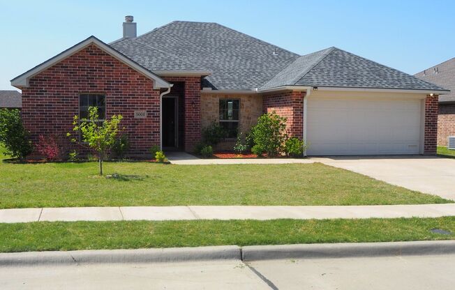 4 Bed 3 Bath home in Sanger