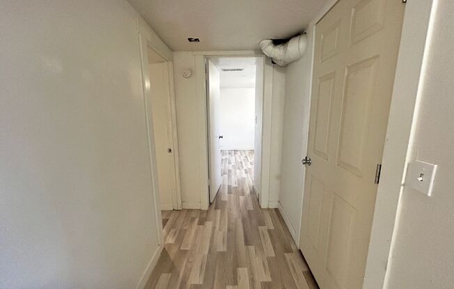 2 beds, 1 bath, $1,250, Unit Bottom Unit