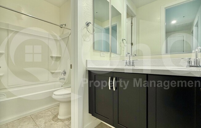 3 beds, 2.5 baths, 2,285 sqft, $3,199, Unit 44