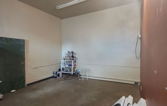 2612-2620 W Greenfield Ave