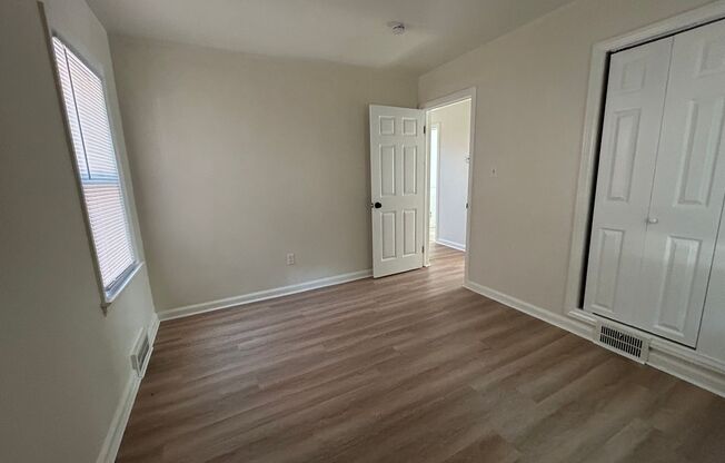 3 beds, 1 bath, $1,499