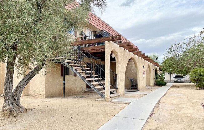 1617 CORDOBA LN