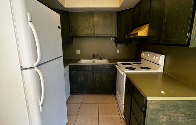 1 bed, 1 bath, 720 sqft, $995, Unit UNIT 07