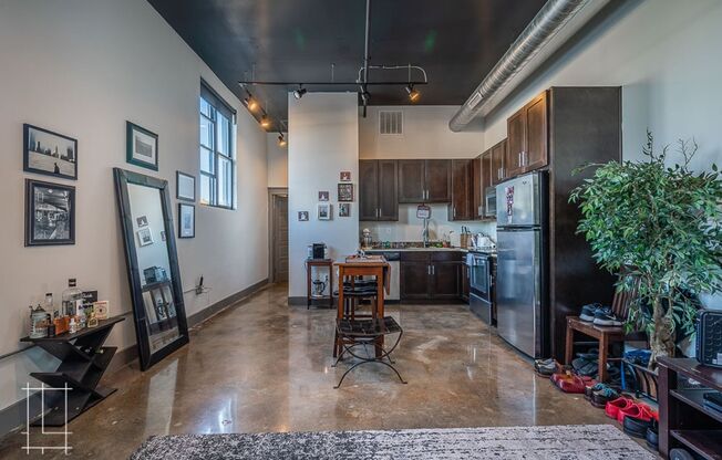 1 bed, 1 bath, $1,495, Unit 727 N. 4th St. Apt. 202