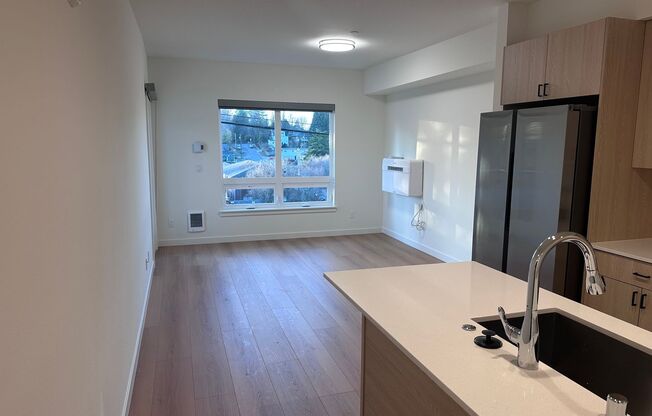 2 beds, 2 baths, $2,121, Unit 201-MFTE