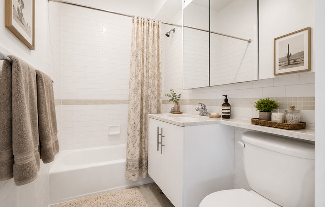 1 bed, 1 bath, 650 sqft, $4,000, Unit 3F