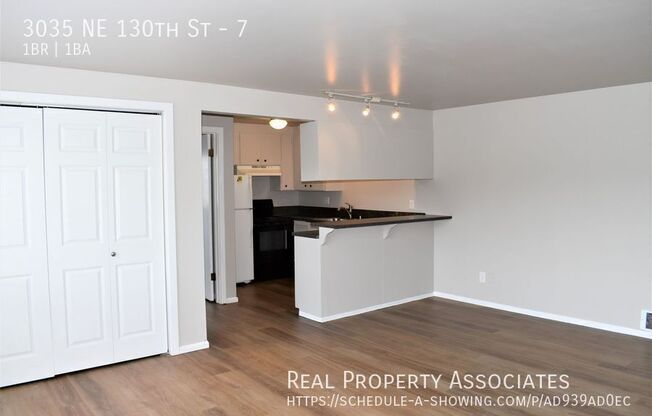 3035 NE 130th St