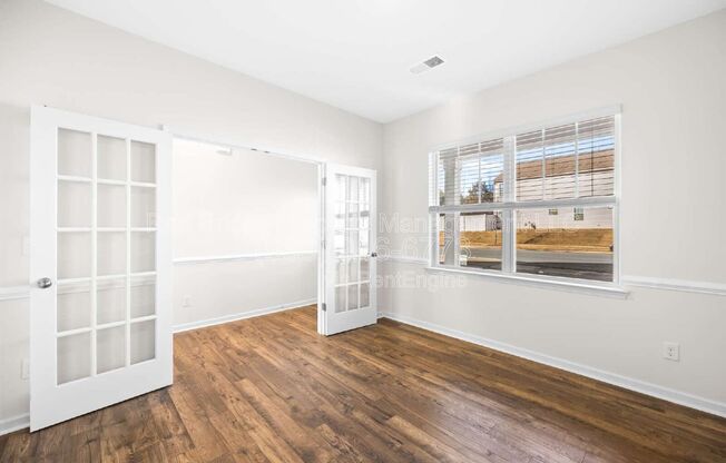 4015 MDW GRN DR