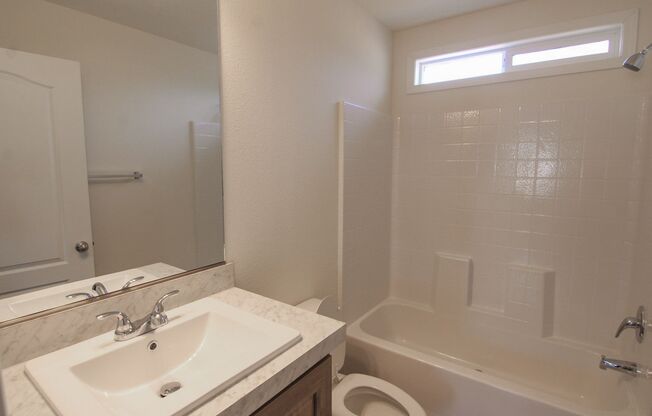 2 beds, 2 baths, $1,500