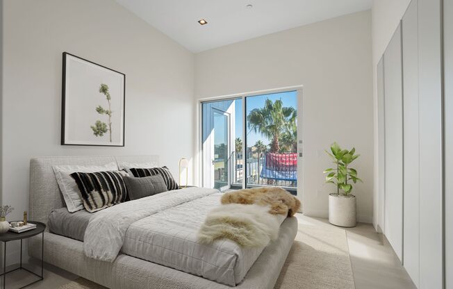 Downtown LB Gorgeous 2bd/2ba Brand New Unit for Lease! Call Today!