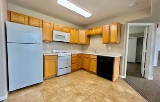2 Bed Apartment in the Sable Cove Condominiums Community!