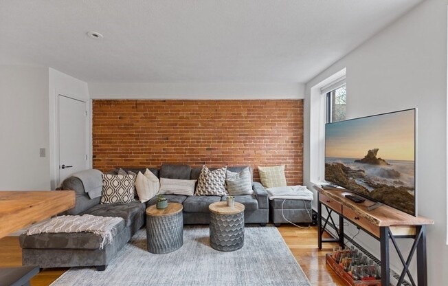 117 FULTON ST