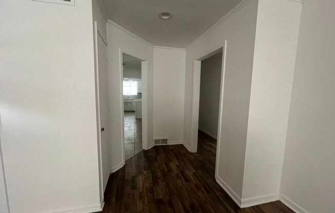 3 beds, 1 bath, $1,495