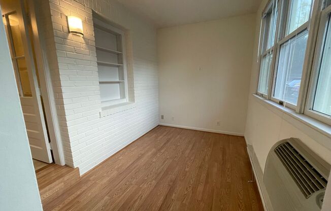 2 beds, 1 bath, 785 sqft, $2,540, Unit 1