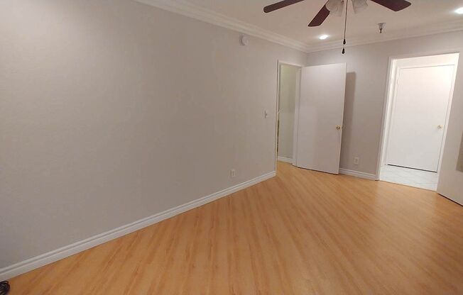 2 beds, 2 baths, 940 sqft, $2,950, Unit 515