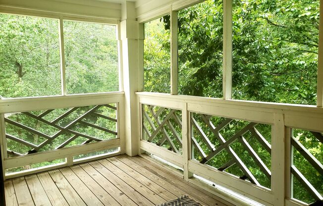 CONDO IN DOWNING CREEK