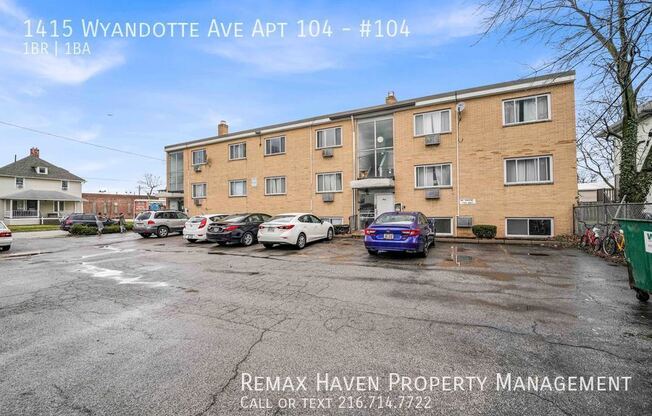 1415 Wyandotte Ave