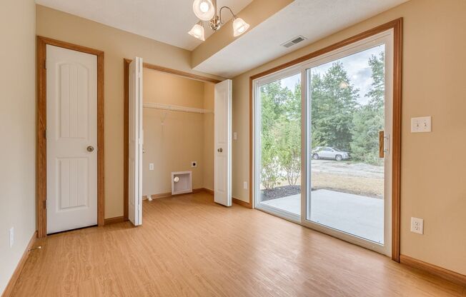 3 beds, 1 bath, $1,499