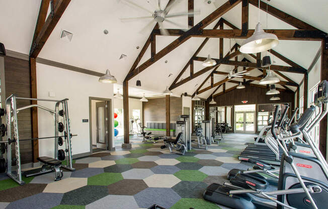 Brand New Franklin TN Apartments