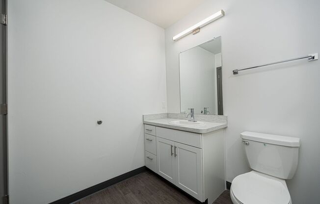 3 beds, 2 baths, 1,378 sqft, $2,350, Unit 805