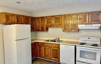 2 beds, 1.5 baths, $995, Unit 601 Lee Ave #4