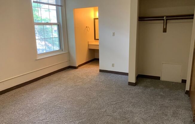 Studio, 1 bath, $845, Unit 286