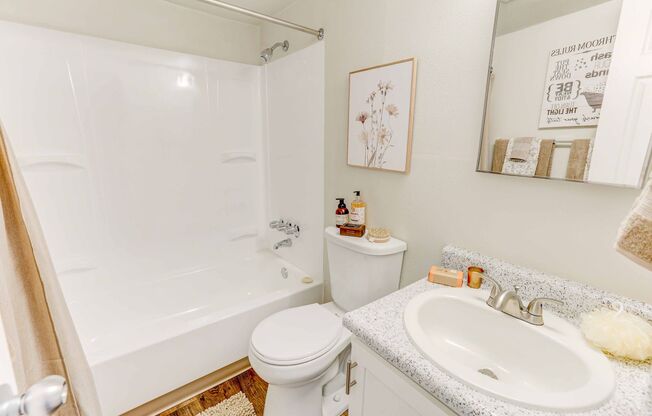 2 beds, 1.5 baths, 864 sqft, $1,775, Unit 5204