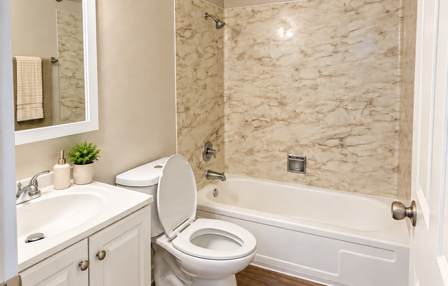 1 bed, 1 bath, 525 sqft, $1,150, Unit 50